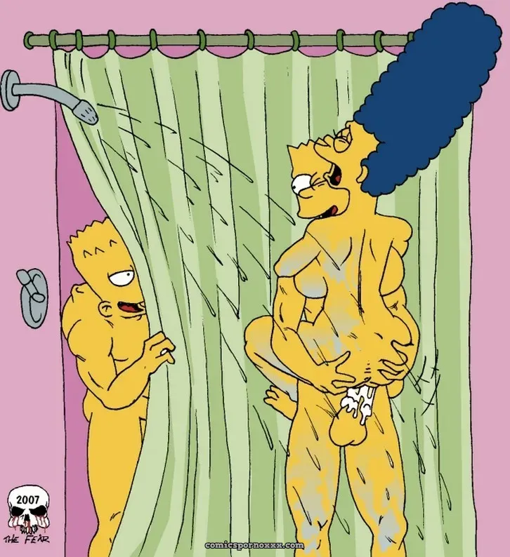 En la Playa con Marge (Milhouse Penetra a Marge Simpson) - Página 12